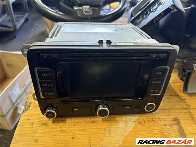 Volkswagen Passat B7 rádió 