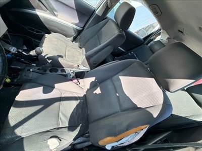 Toyota Corolla Verso (AR10) Jobb első Fejtámla *159168*