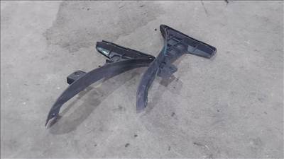 Audi A3 8L Hátsó lökhárító bal jobb oldali műanyag tartó konzol 8864