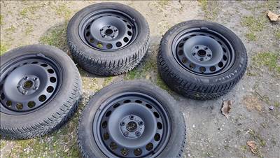  5x112 lyukosztású 16" felújított lemezfelni, rajta 205/55 használt Fulda téli gumi gumi 