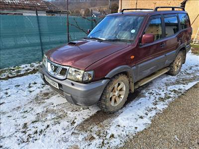Nissan Terrano II 3.0 Di bontot alkatrészek
