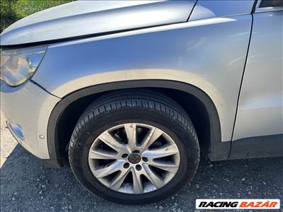 Volkswagen Tiguan I Bal első sárvédő LA7W 