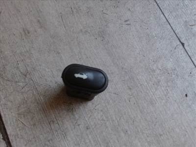 FORD KA 96-09 Csomagtartó nyitó gomb