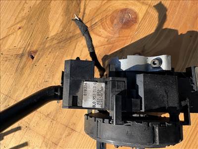 Audi A6 (C5 - 4B) kormánykapcsoló  8l0953513g