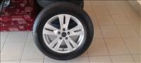  5x114.3 lyukosztású 17" újszerű alufelni, rajta 215/65 használt Hankook téli gumi gumi 