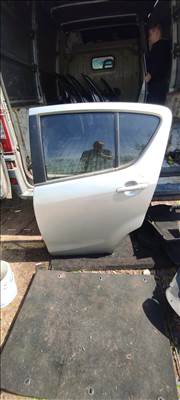 Suzuki Splash Bal hátsó ajtó 