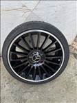  5x112 lyukosztású 18" újszerű Keskin alufelni, rajta 225/40 használt Goodyear nyári gumi gumi 