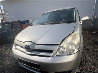 Toyota Corolla Verso 2,2D alkatrészek eladó’