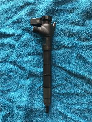 Skoda Octavia III 1.6CR CXX injektor 04L130277D