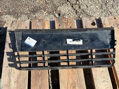  FORD FOCUS III Hűtőrács