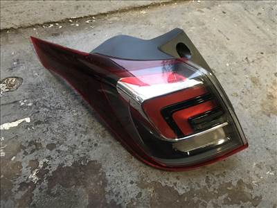 Opel Crossland X bal hátsó külső lámpa 