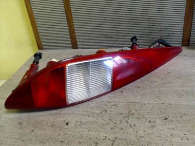 FORD MONDEO 01-07 Bal hátsó lámpa