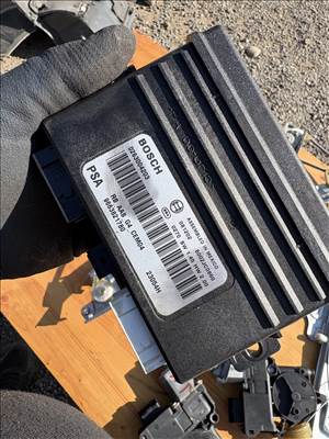 Citroën C5 II tolatóradar vezérlő  9663821780
