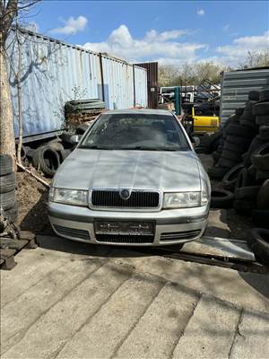 Skoda Octavia I bontott alkatrészei