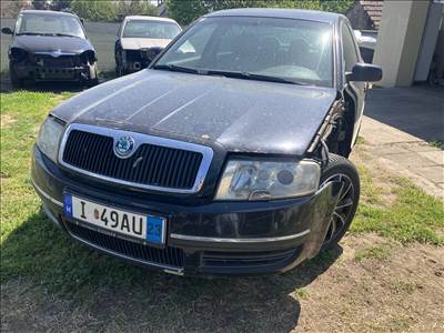Skoda Superb I bontott alkatrészei