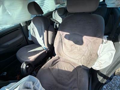 Citroën C5 II Könyöklő *155306*