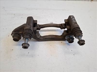 Nissan Qashqai (J11) jobb hátsó féknyereg tartó