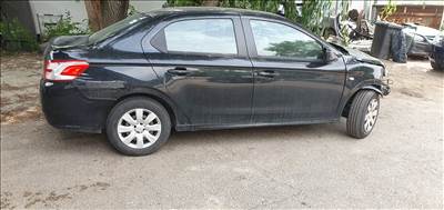 Peugeot 301 bontott alkatrészei