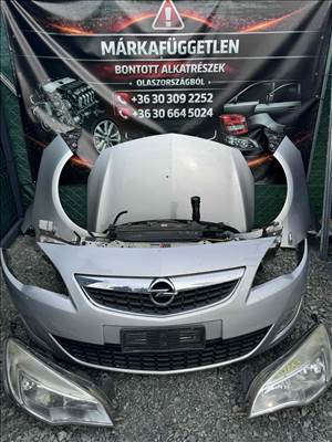 Opel Astra J karosszéria alkatrészek 