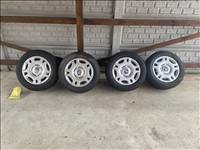  5x120 lyukosztású 15" használt lemezfelni, rajta 205/60 használt téli gumi gumi 