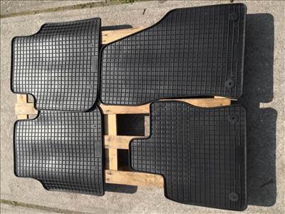 Skoda Kodiaq gumi szönyeg 