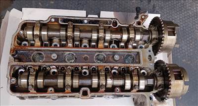 Opel Corsa D, Astra J, Meriva B 1.2i, 1,4i (A12XER, A14XER) komplett hengerfej