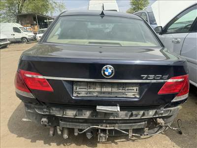 BMW 730D  bontott alkatrészei
