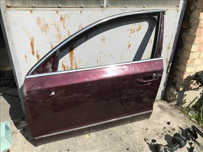 Skoda Superb II 3T bal első ajtó (sérült) 