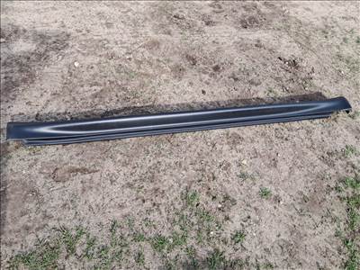 Nissan Juke I Bal küszöb burkolat 768511KA6A