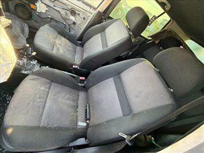 Volkswagen Golf IV Jobb első Fejtámla *158483*