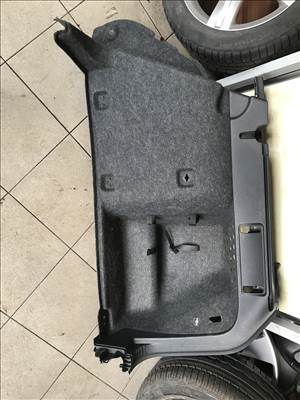 Skoda Octavia III kombi jobb hátsó csomagtér kárpit 5E9867428AF