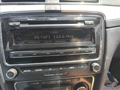 Skoda Superb II 2008-2013 Swing rádió fejegység  3t0035161