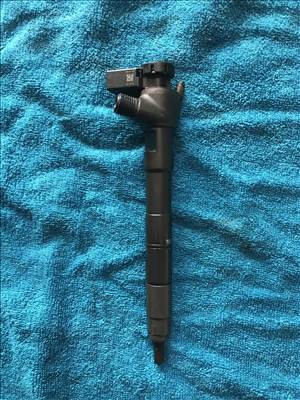 Skoda Octavia III 1.6CR CXX injektor 04L130277D