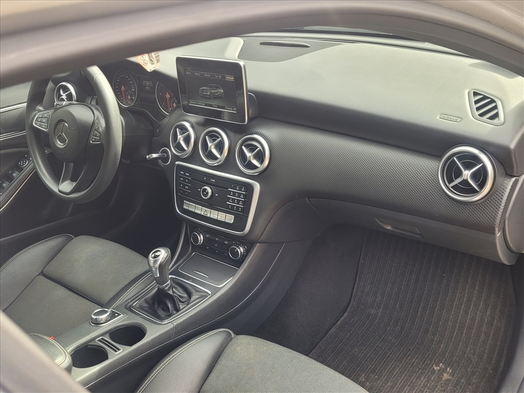 Eladó Mercedes A 180 d (1461 cm³, 109 PS) 7. kép