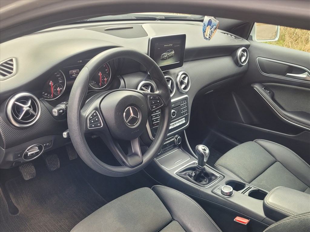 Eladó Mercedes A 180 d (1461 cm³, 109 PS) 9. kép