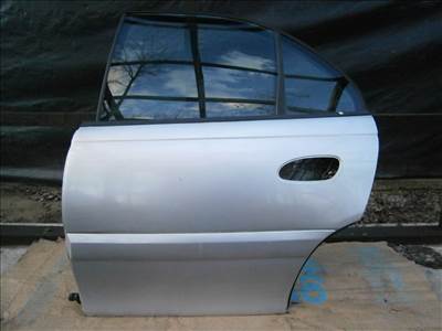 Opel Omega B sedan bal hátsó ajtó