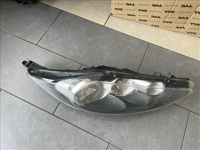 Ford Fiesta MK7 2008-2012-ig jobb első fényszóró 