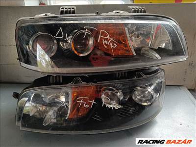 Fiat Punto II első fényszóró 