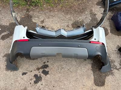 LAND ROVER DISCOVERY SPORT Hátsó Lökhárító (Részei