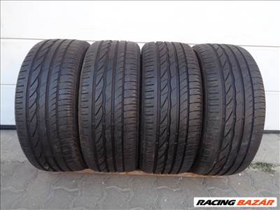 Bridgestone 215/45R16 nyári gumi 6mm-es mintával eladó. 
