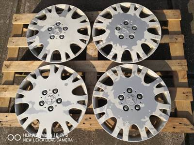 Peugeot 16-os gyári dísztárcsa 