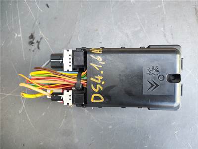 DS DS 4 motortéri biztosítéktábla  9665492680