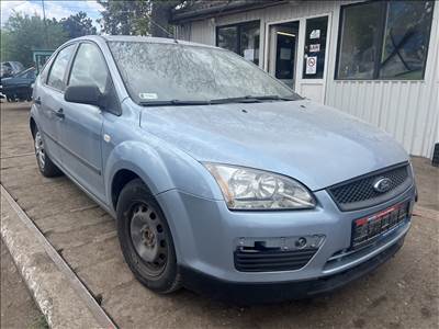 Ford Focus Mk2 1.4i bontott alkatrészei
