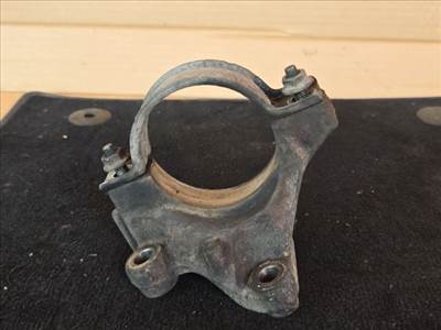 Mazda 3 (BK) MAZDA 3 (BK) Jobb első Féltengely Tartó