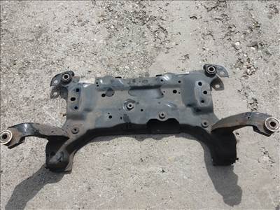 Ford Focus Mk3 bölcső 