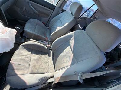 Volkswagen Golf IV Jobb első Ülés *157621*