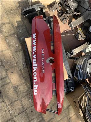 Renault Mégane IV grandcoupe sedan csomagtérajtó blende betét  848109140r 848100212r