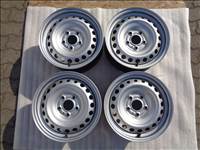 Renault lemezfelni 15-ös, 5x114.3-as osztó újszerűen eladó.