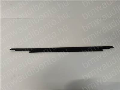 AUDI A4 B8 (8K2) Jobb hátsó ajtó vízlehúzó gumicsík (8K0839477)
