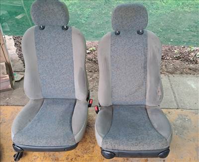 Mazda 121/Ford Fiesta ülés garnitúra 